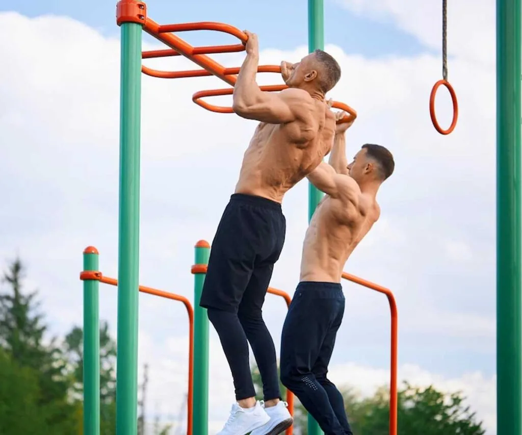 Hacer solo dominadas no es una opción recomendable.